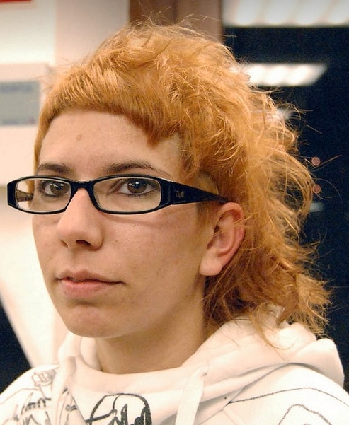 asymetryczne fryzury krótkie uczesanie damskie zdjęcie numer 147A